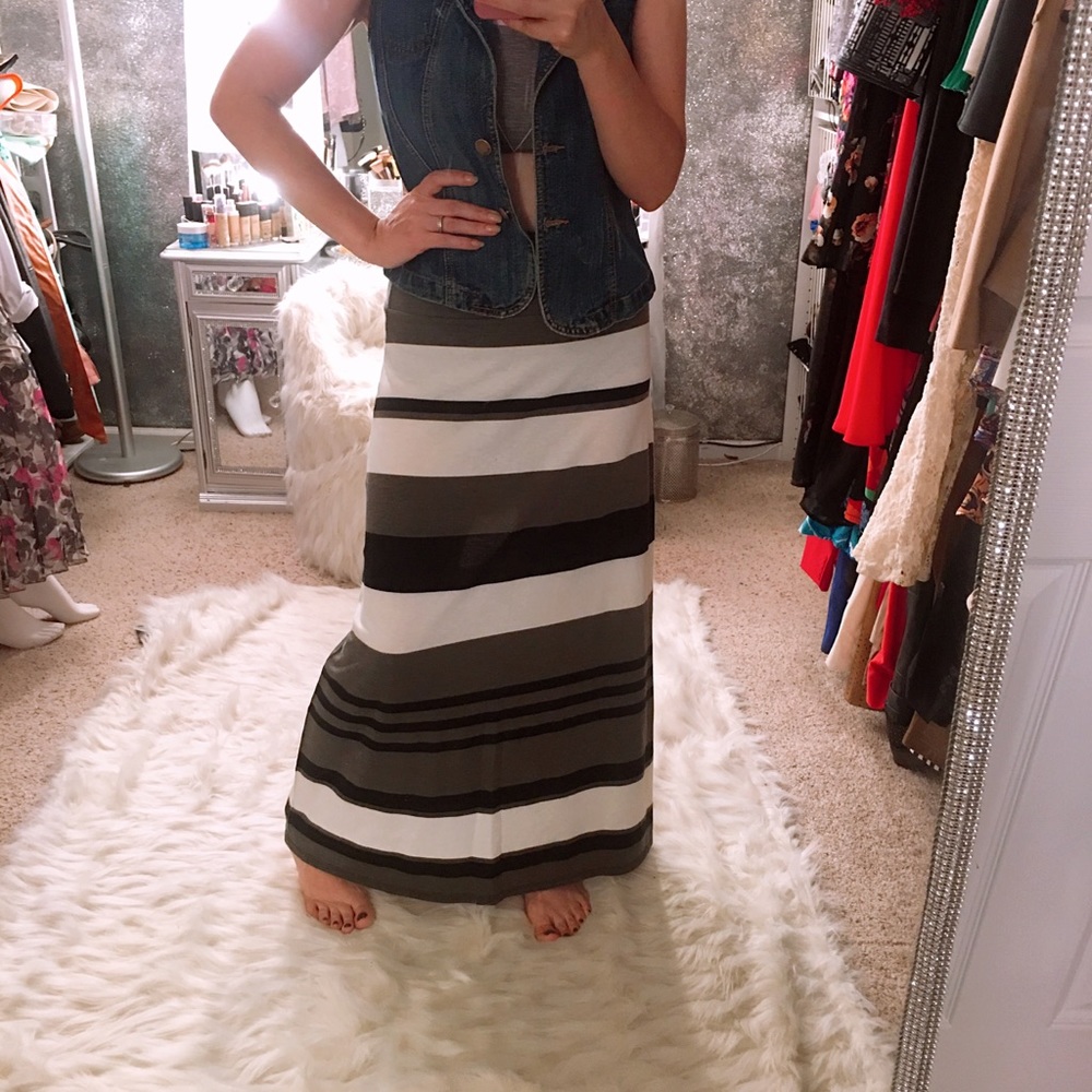 Maxi skirt